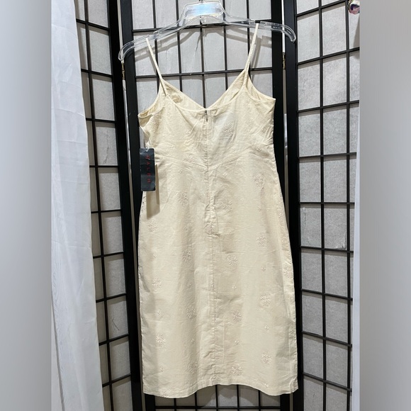 Ralph Lauren CREAM COLOR COTTON EMBROIDERED SLIP DRESS, TIMELESS, ICONIC, SIZE 6 - Picture 7 of 12